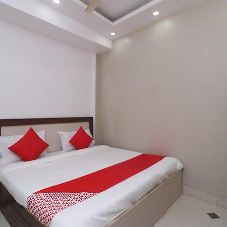 Hotel O Swastik Resort Colonelganj エクステリア 写真