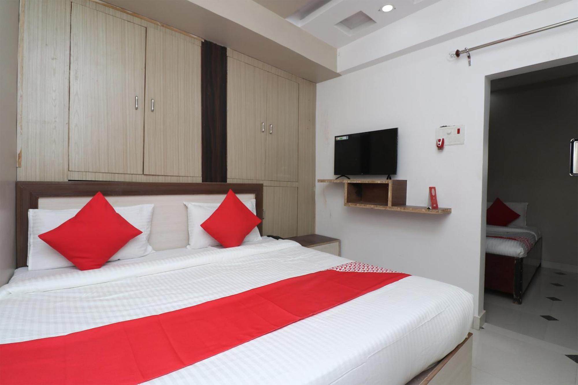 Hotel O Swastik Resort Colonelganj エクステリア 写真