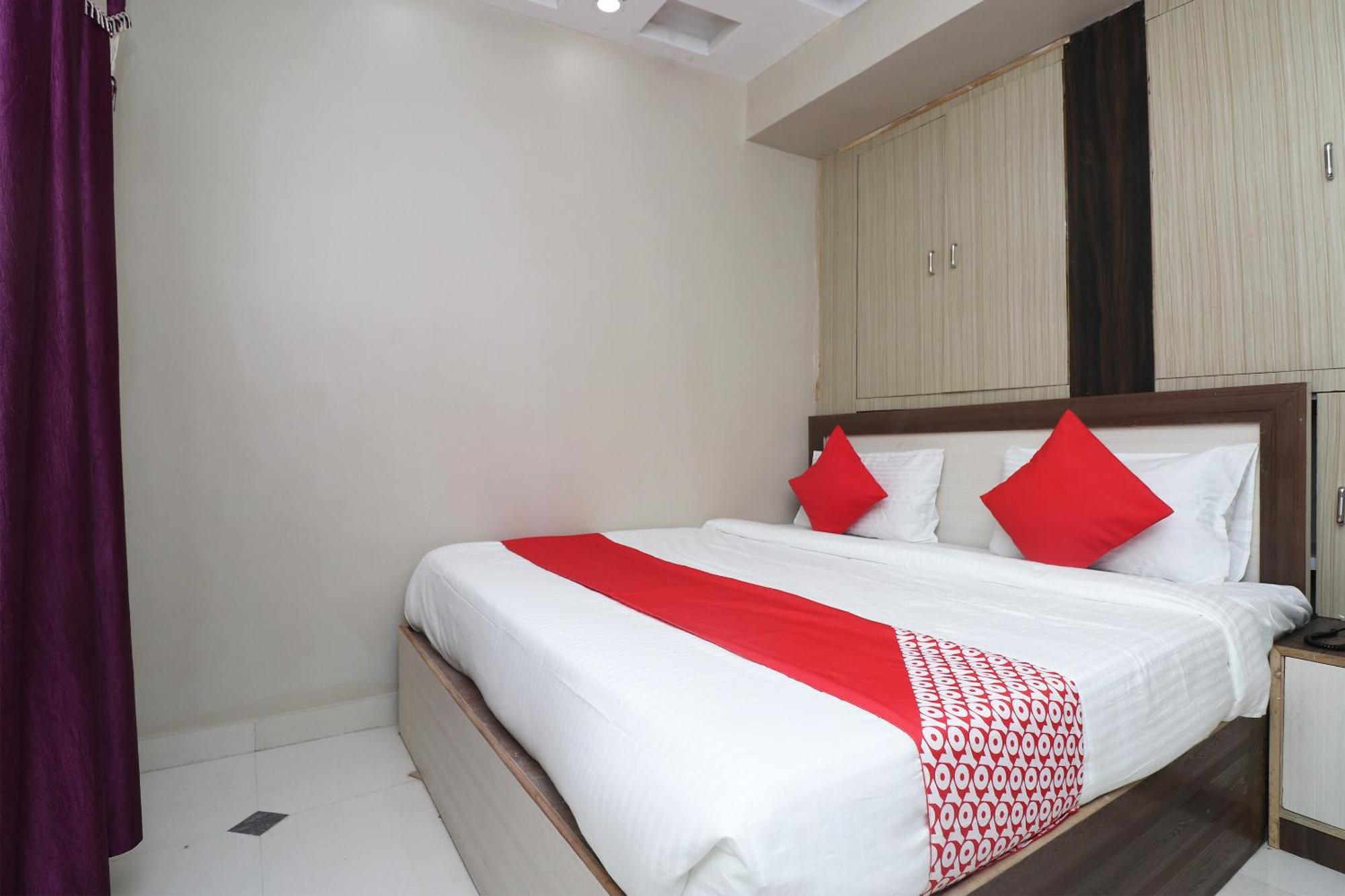 Hotel O Swastik Resort Colonelganj エクステリア 写真