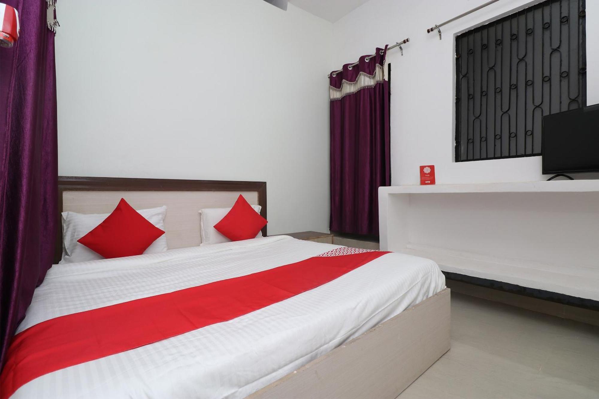 Hotel O Swastik Resort Colonelganj エクステリア 写真